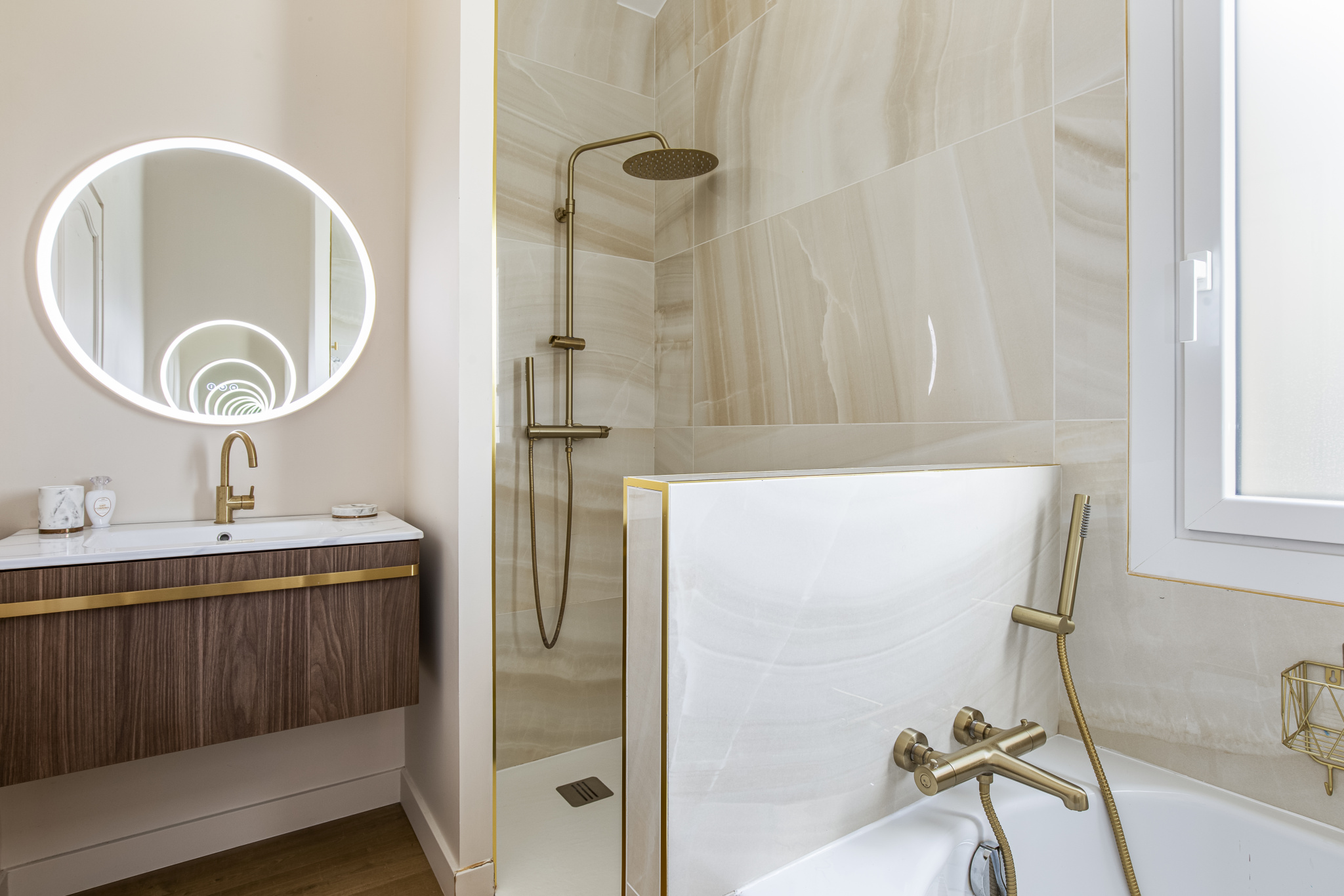 Chic & contemporain